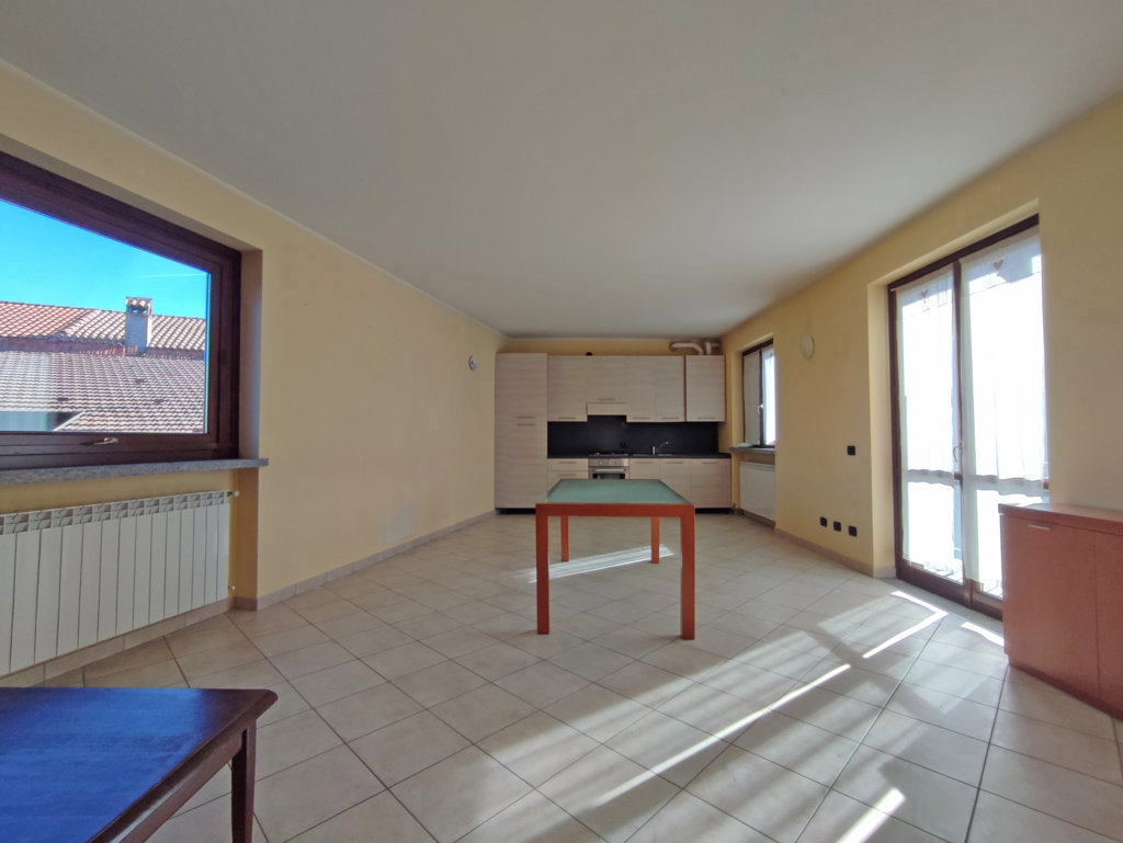 Appartamento in vendita a Paruzzaro, 3 locali, prezzo € 109.000 | PortaleAgenzieImmobiliari.it