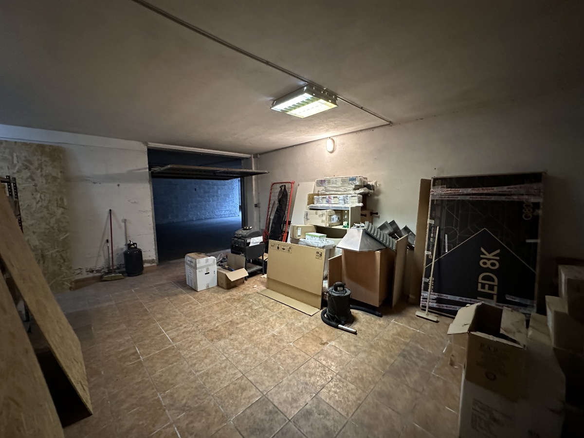 Box / Garage in Vendita a Nepi