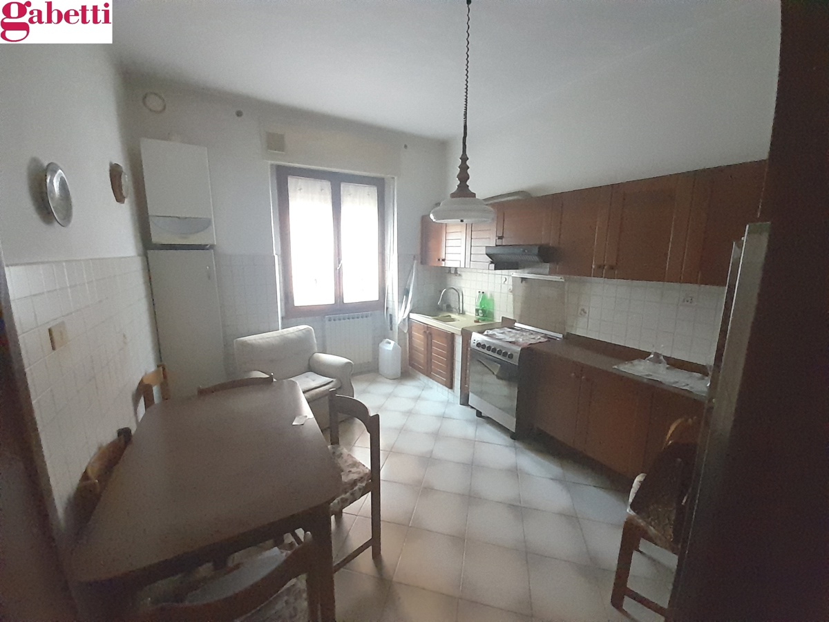 Appartamento in vendita a Poggibonsi, 3 locali, prezzo € 130.000 | PortaleAgenzieImmobiliari.it