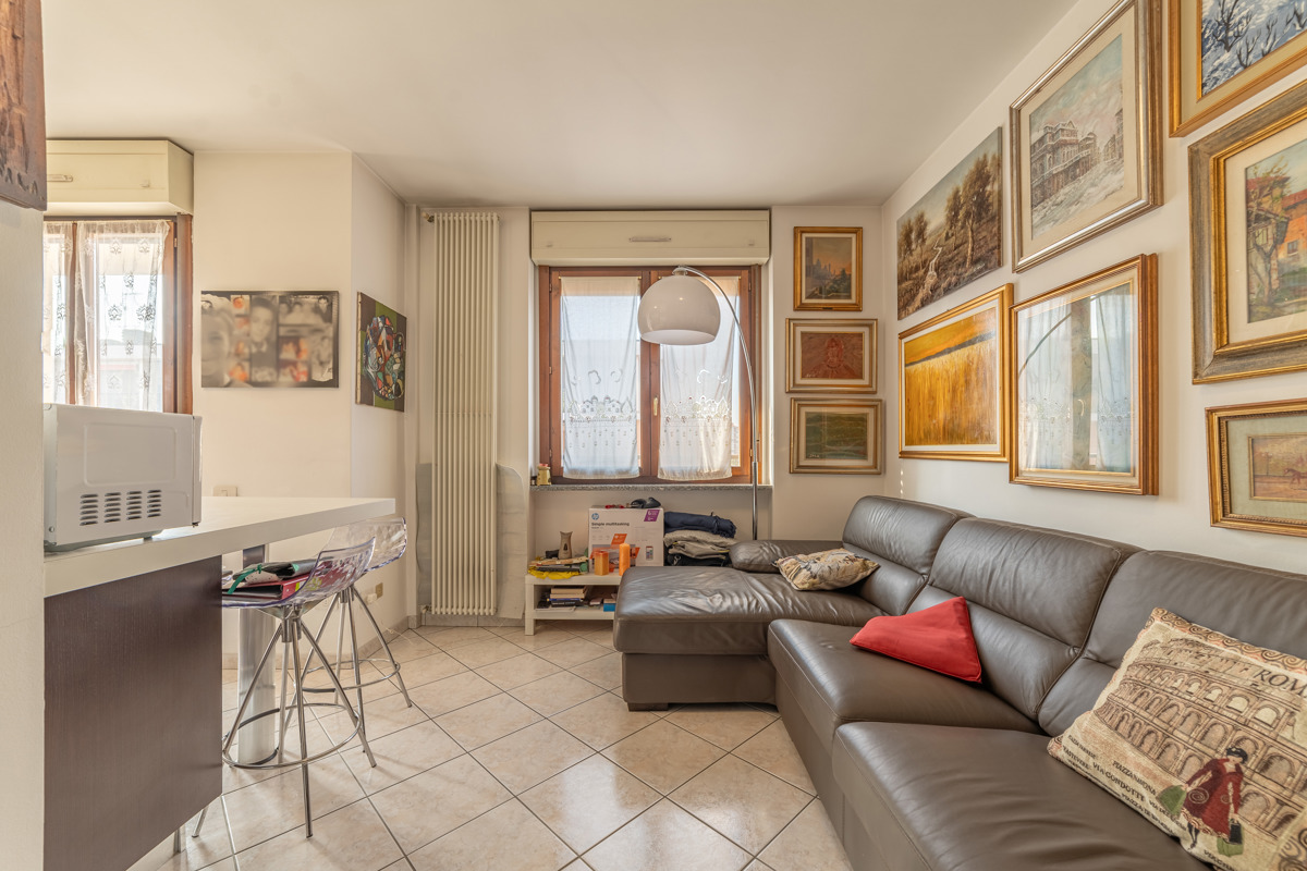 Appartamento in vendita a Rozzano, 2 locali, prezzo € 174.000 | PortaleAgenzieImmobiliari.it