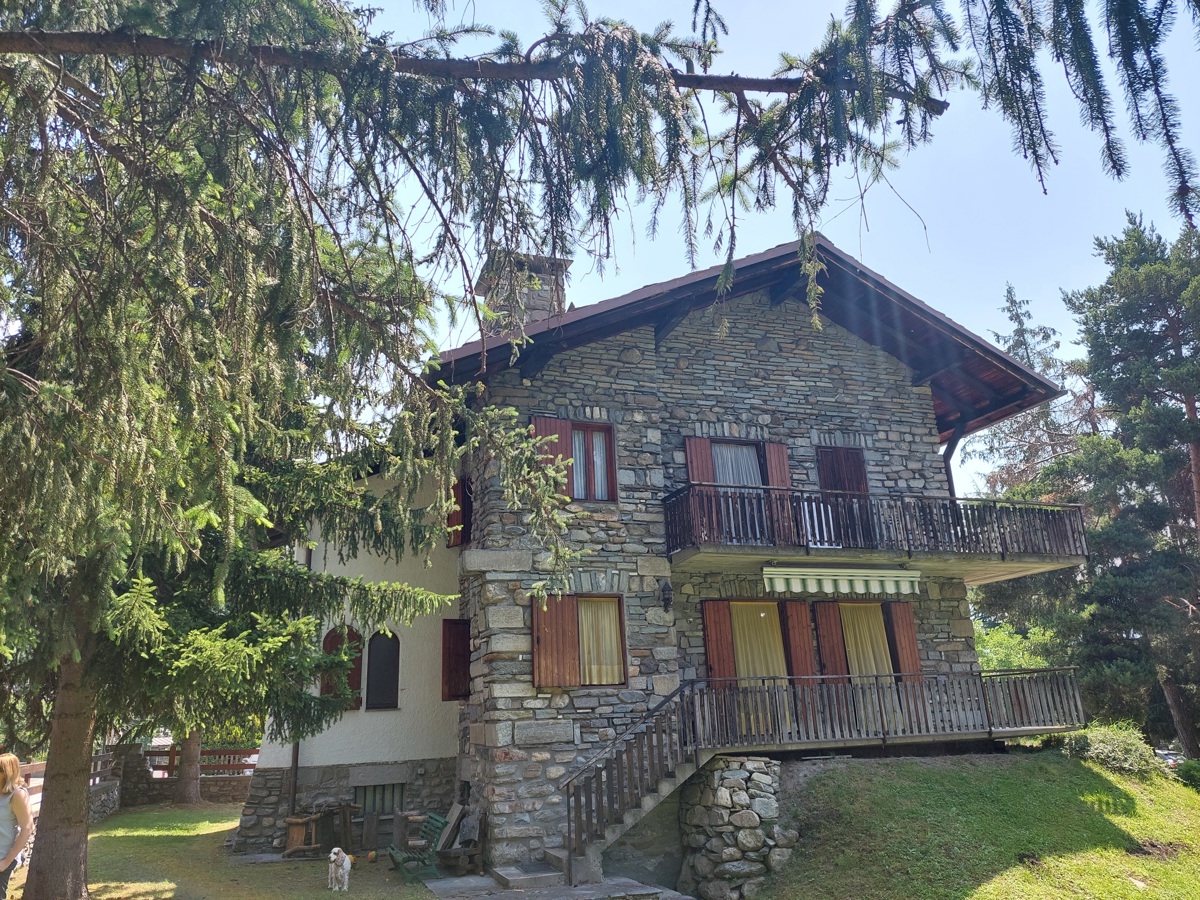 Villa in vendita a Morgex, 5 locali, prezzo € 815.000 | PortaleAgenzieImmobiliari.it