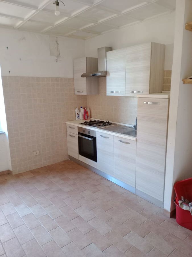 Appartamento in vendita a Bracciano, 2 locali, prezzo € 80.000 | PortaleAgenzieImmobiliari.it
