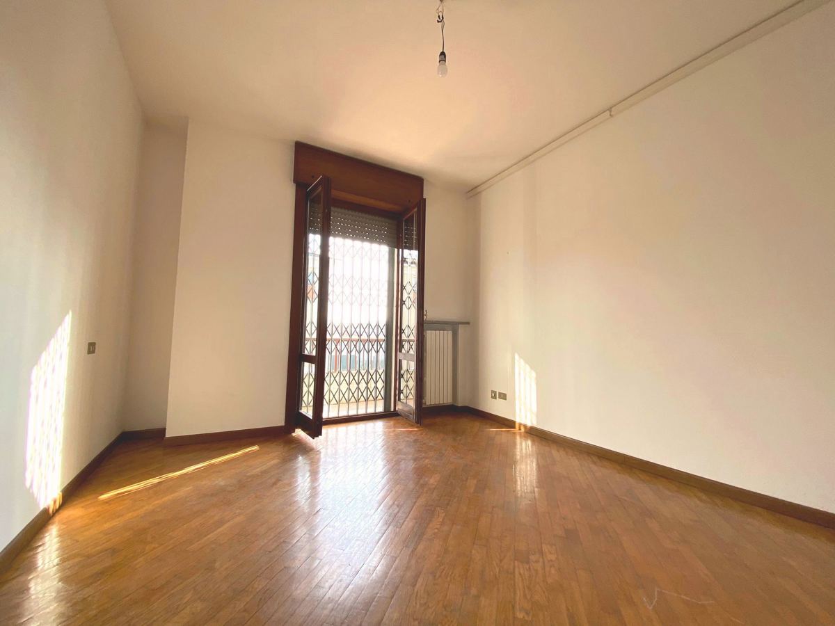 Appartamento in vendita a Fiorenzuola d'Arda, 4 locali, prezzo € 120.000 | PortaleAgenzieImmobiliari.it