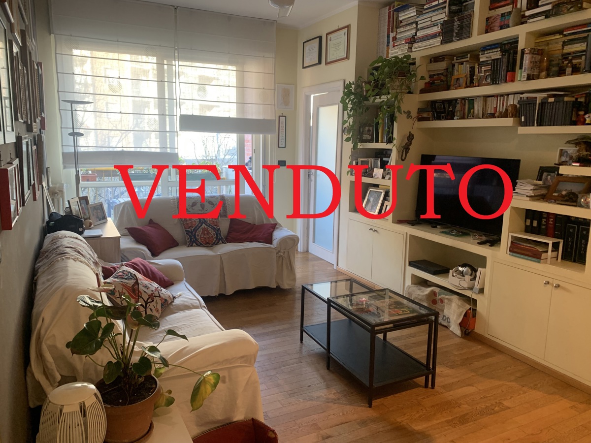 Appartamento in vendita a Torino, 5 locali, zona San Salvario, Parco del Valentino, prezzo € 229.000 | PortaleAgenzieImmobiliari.it