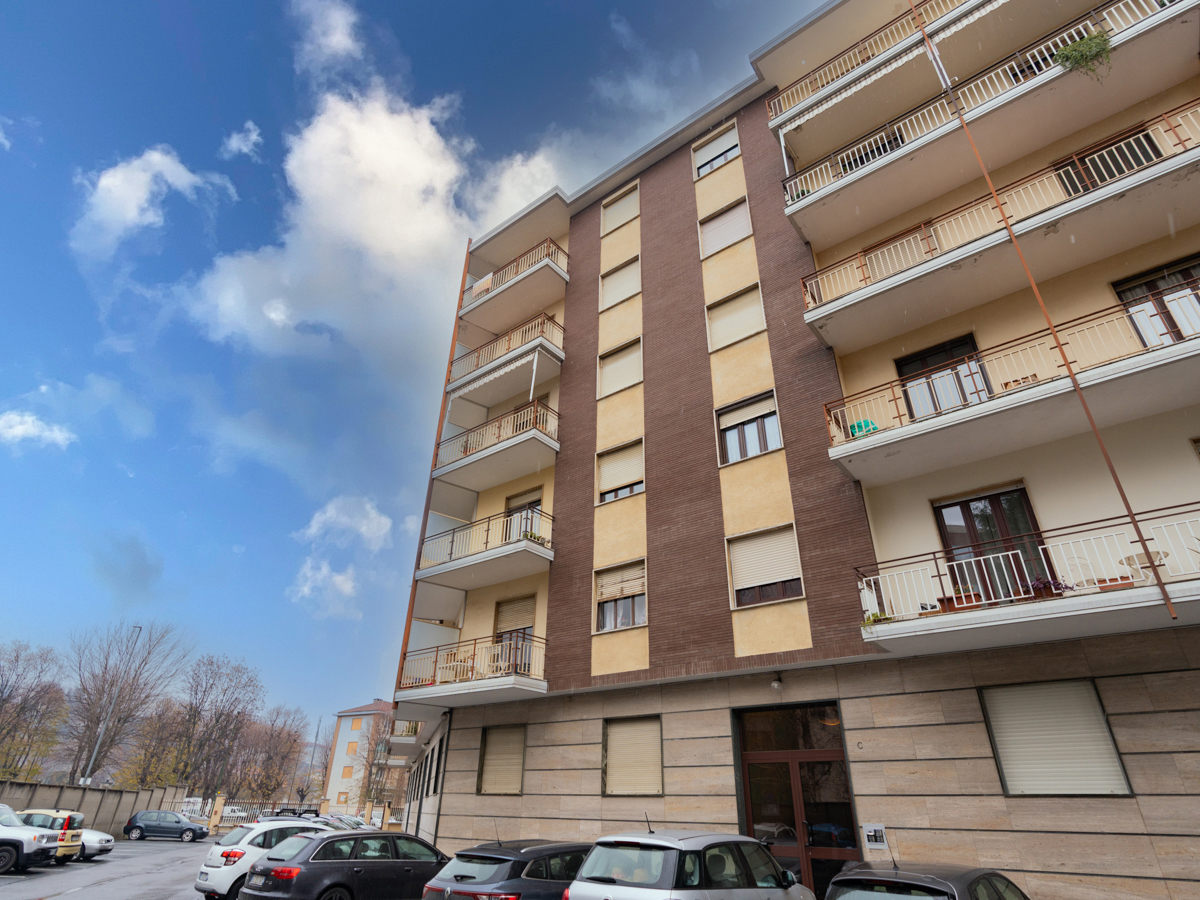 Appartamento in vendita a Pinerolo, 3 locali, prezzo € 89.000 | PortaleAgenzieImmobiliari.it