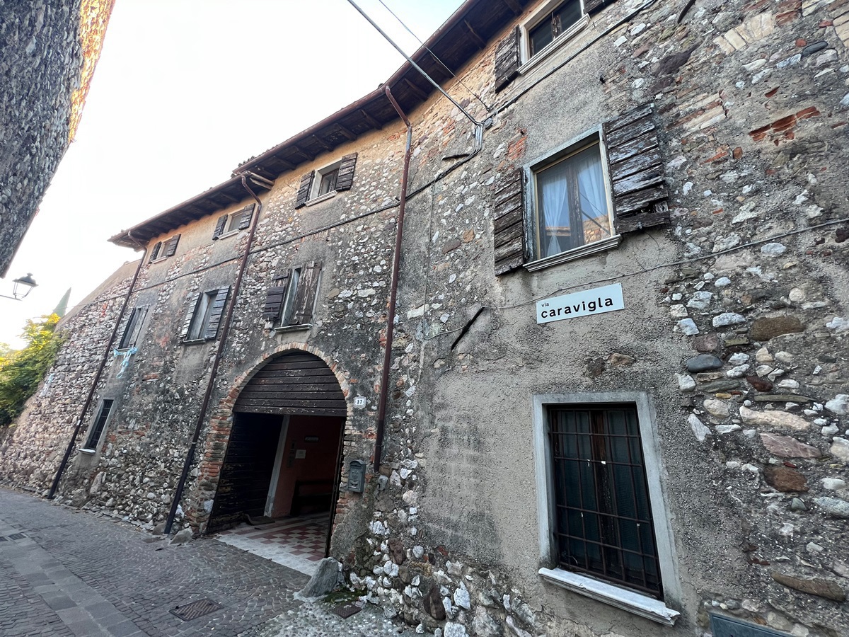 Appartamento in vendita a Padenghe sul Garda, 5 locali, prezzo € 590.000 | PortaleAgenzieImmobiliari.it