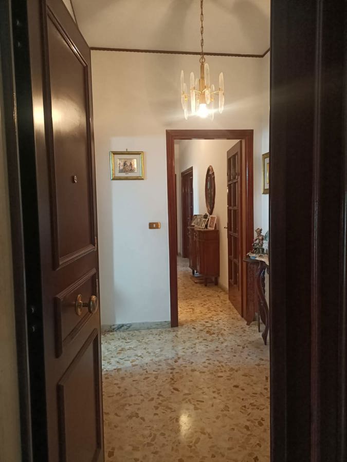 Appartamento in affitto a Brindisi, 3 locali, prezzo € 650 | PortaleAgenzieImmobiliari.it