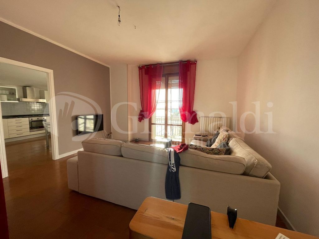 Appartamento in vendita a Castelbellino, 4 locali, prezzo € 95.000 | PortaleAgenzieImmobiliari.it