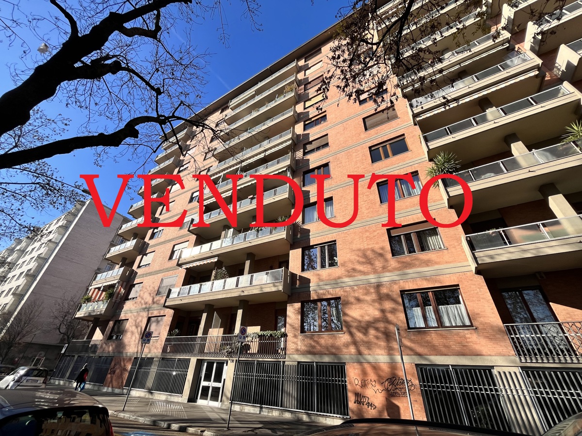 Appartamento in vendita a Torino, 5 locali, zona San Salvario, Parco del Valentino, prezzo € 280.000 | PortaleAgenzieImmobiliari.it