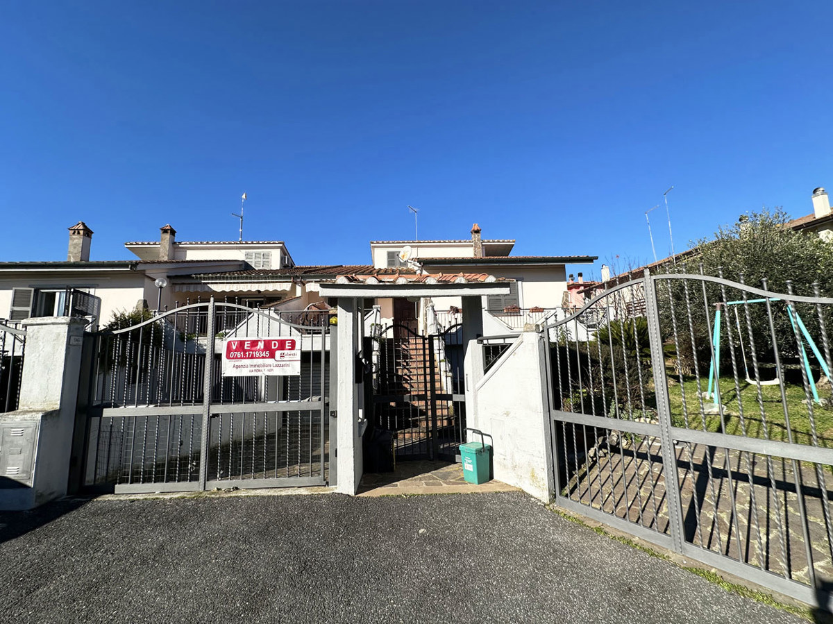 Villa Bifamiliare in vendita a Nepi, 5 locali, prezzo € 320.000 | PortaleAgenzieImmobiliari.it