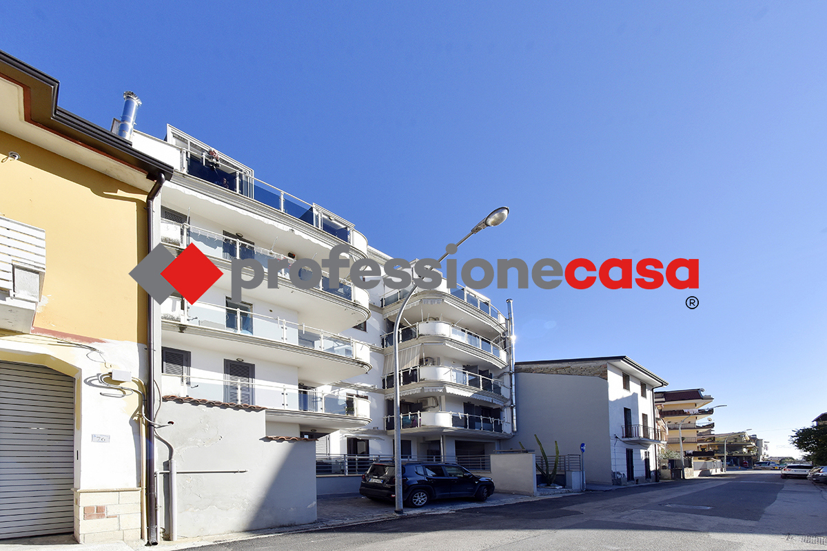 Appartamento in vendita a San Nicola la Strada, 3 locali, prezzo € 170.000 | PortaleAgenzieImmobiliari.it