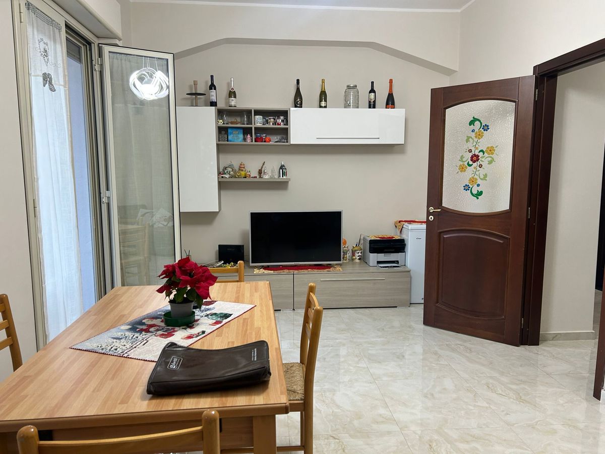 Appartamento in vendita a Messina, 3 locali, prezzo € 85.000 | PortaleAgenzieImmobiliari.it