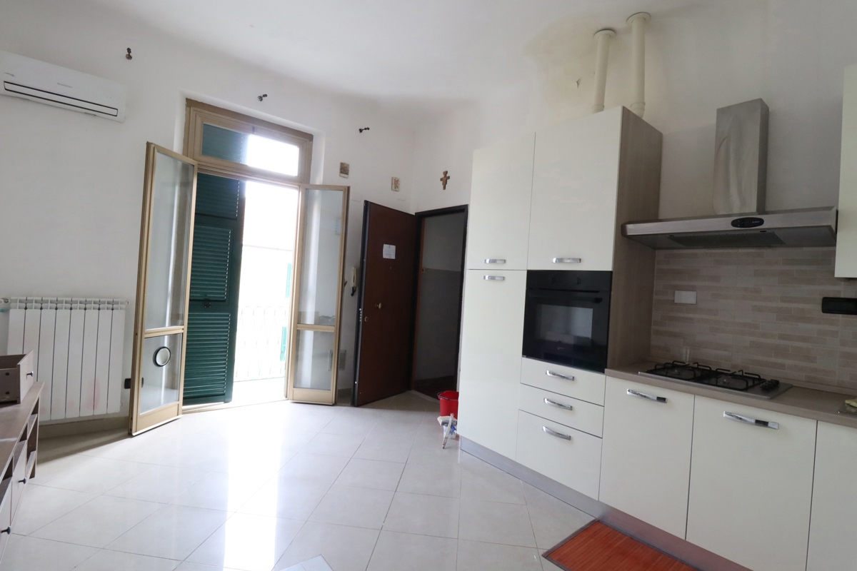 Appartamento in vendita a La Spezia, 3 locali, prezzo € 120.000 | PortaleAgenzieImmobiliari.it