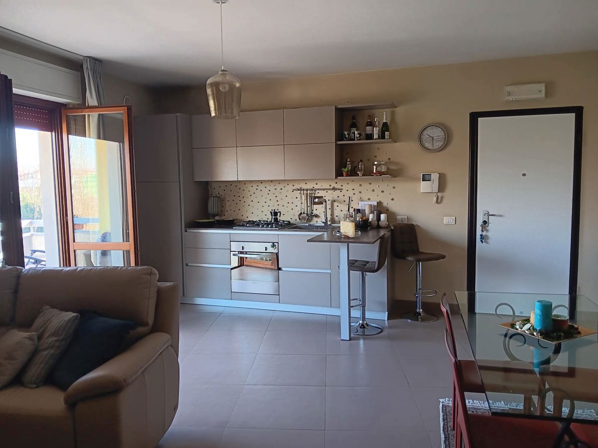 Appartamento in vendita a Bastia Umbra, 3 locali, prezzo € 129.000 | PortaleAgenzieImmobiliari.it