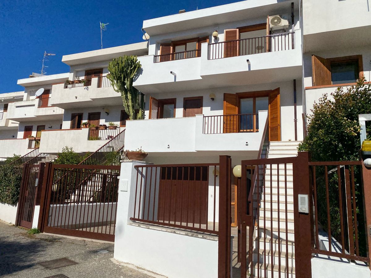 Villa a Schiera in vendita a Messina, 4 locali, prezzo € 295.000 | PortaleAgenzieImmobiliari.it