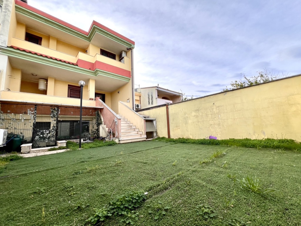 Villa a Schiera in vendita a Selargius, 4 locali, prezzo € 298.000 | PortaleAgenzieImmobiliari.it