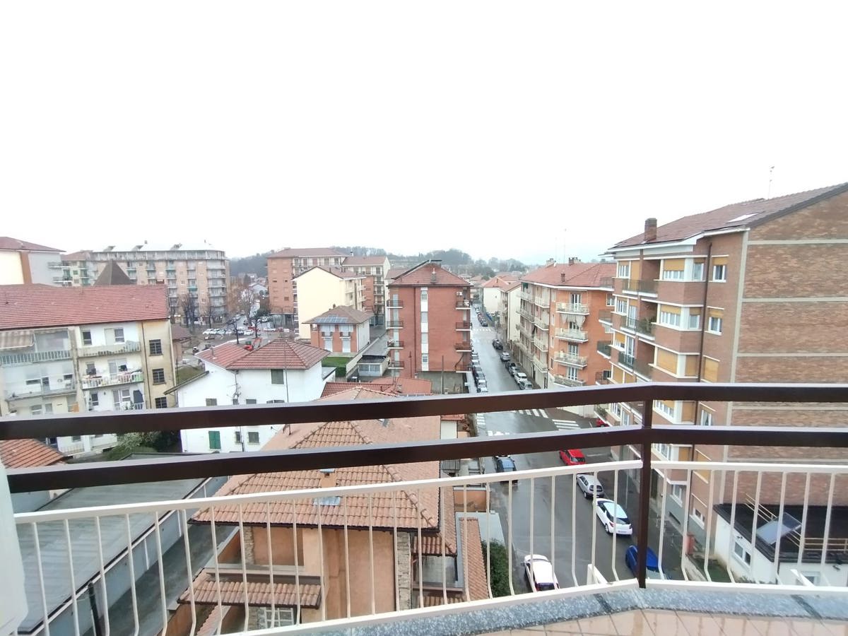 Appartamento in vendita a Alpignano, 4 locali, prezzo € 149.000 | PortaleAgenzieImmobiliari.it