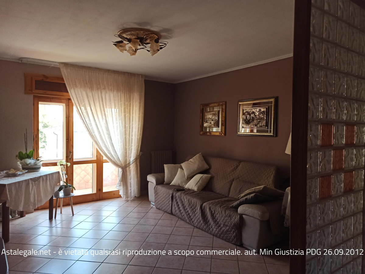 Appartamento in vendita a Solofra, 4 locali, prezzo € 74.250 | PortaleAgenzieImmobiliari.it