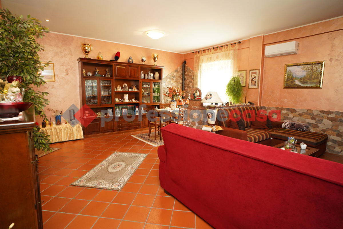 Appartamento in vendita a Tremestieri Etneo, 5 locali, prezzo € 225.000 | PortaleAgenzieImmobiliari.it