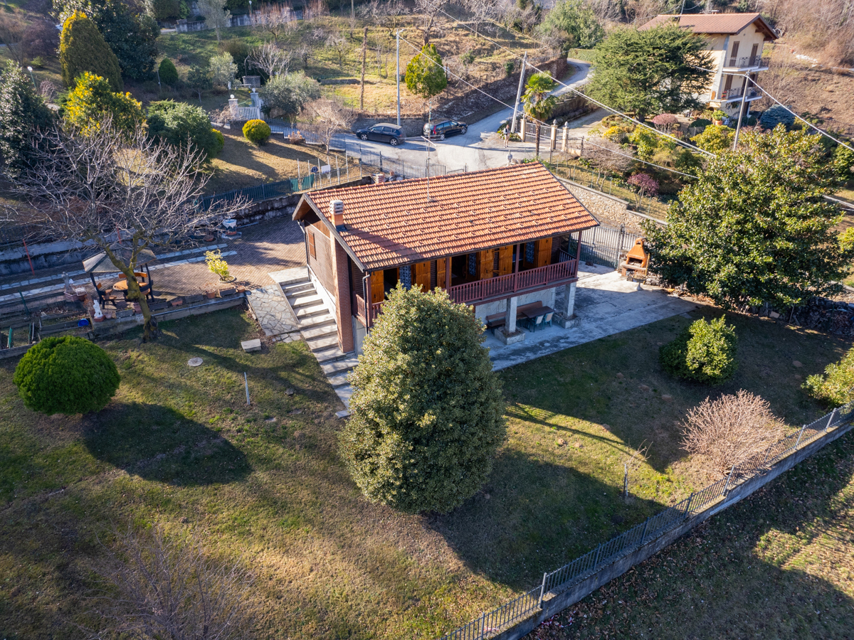 Villa in vendita a Prarostino