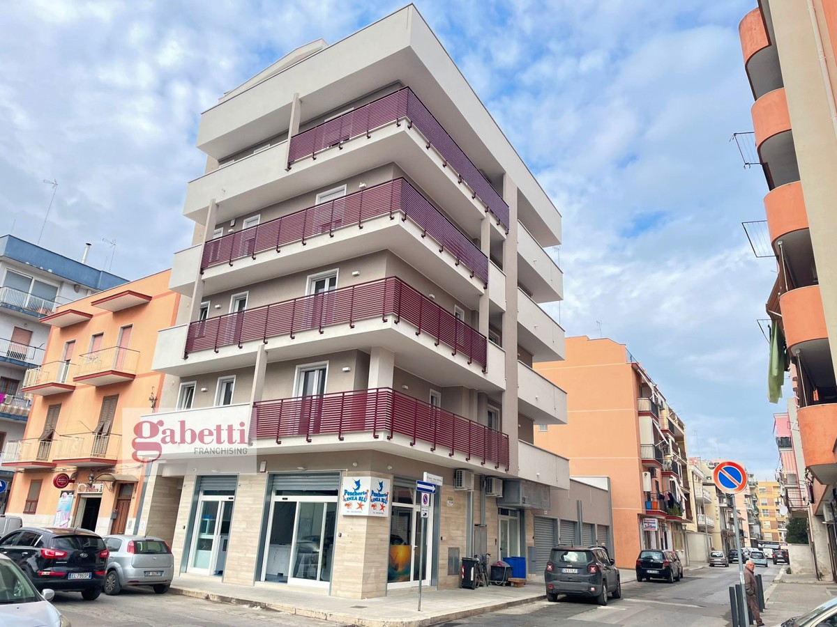 Appartamento in vendita a Barletta, 4 locali, prezzo € 350.000 | PortaleAgenzieImmobiliari.it