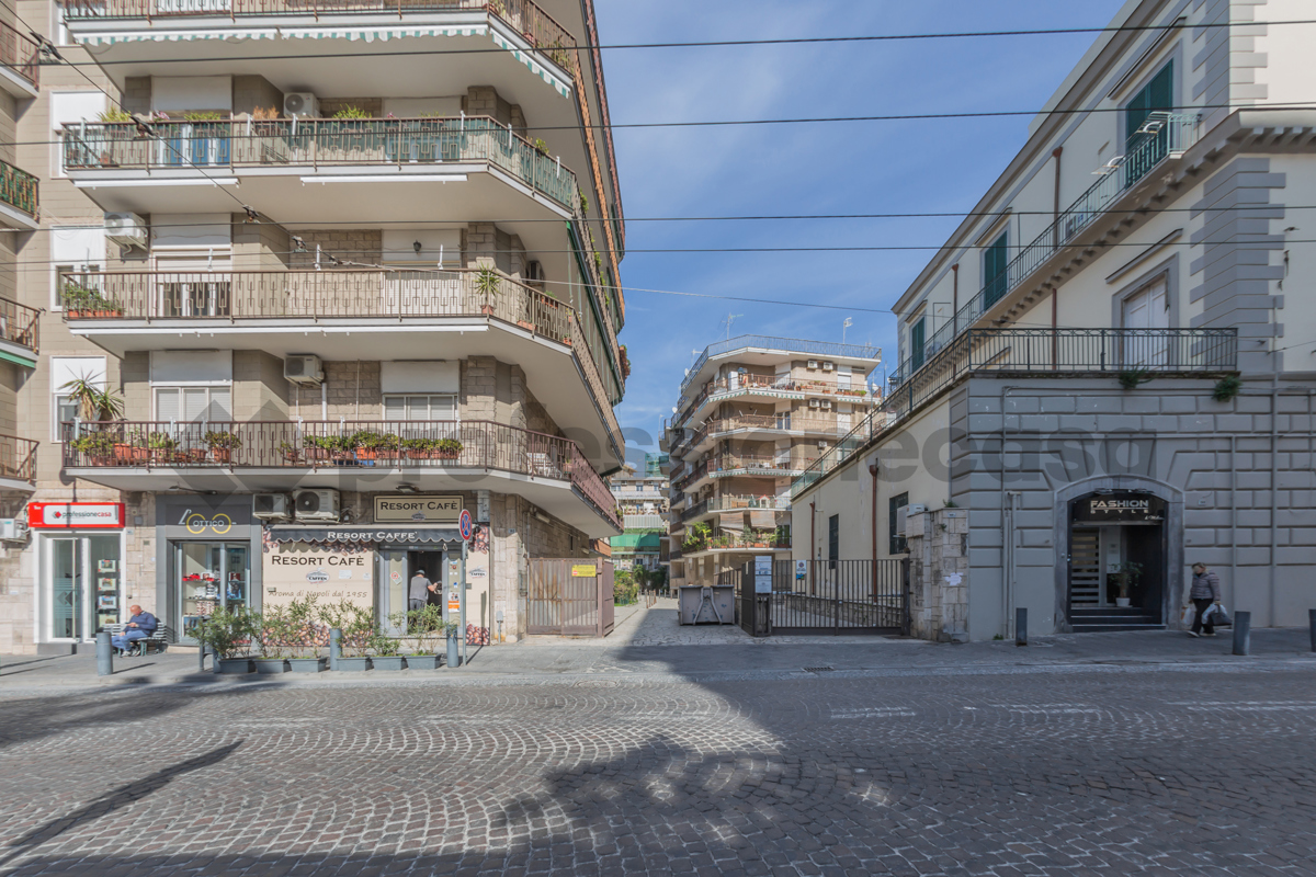 Appartamento in vendita a Portici, 4 locali, prezzo € 365.000 | PortaleAgenzieImmobiliari.it