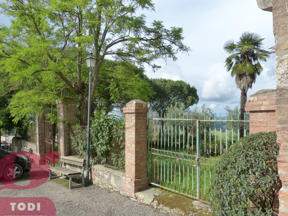 Villa Bifamiliare in vendita a Collazzone, 4 locali, zona icolle, prezzo € 78.000 | PortaleAgenzieImmobiliari.it