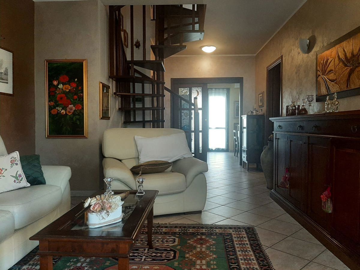Duplex in vendita a Nichelino, 5 locali, prezzo € 290.000 | PortaleAgenzieImmobiliari.it
