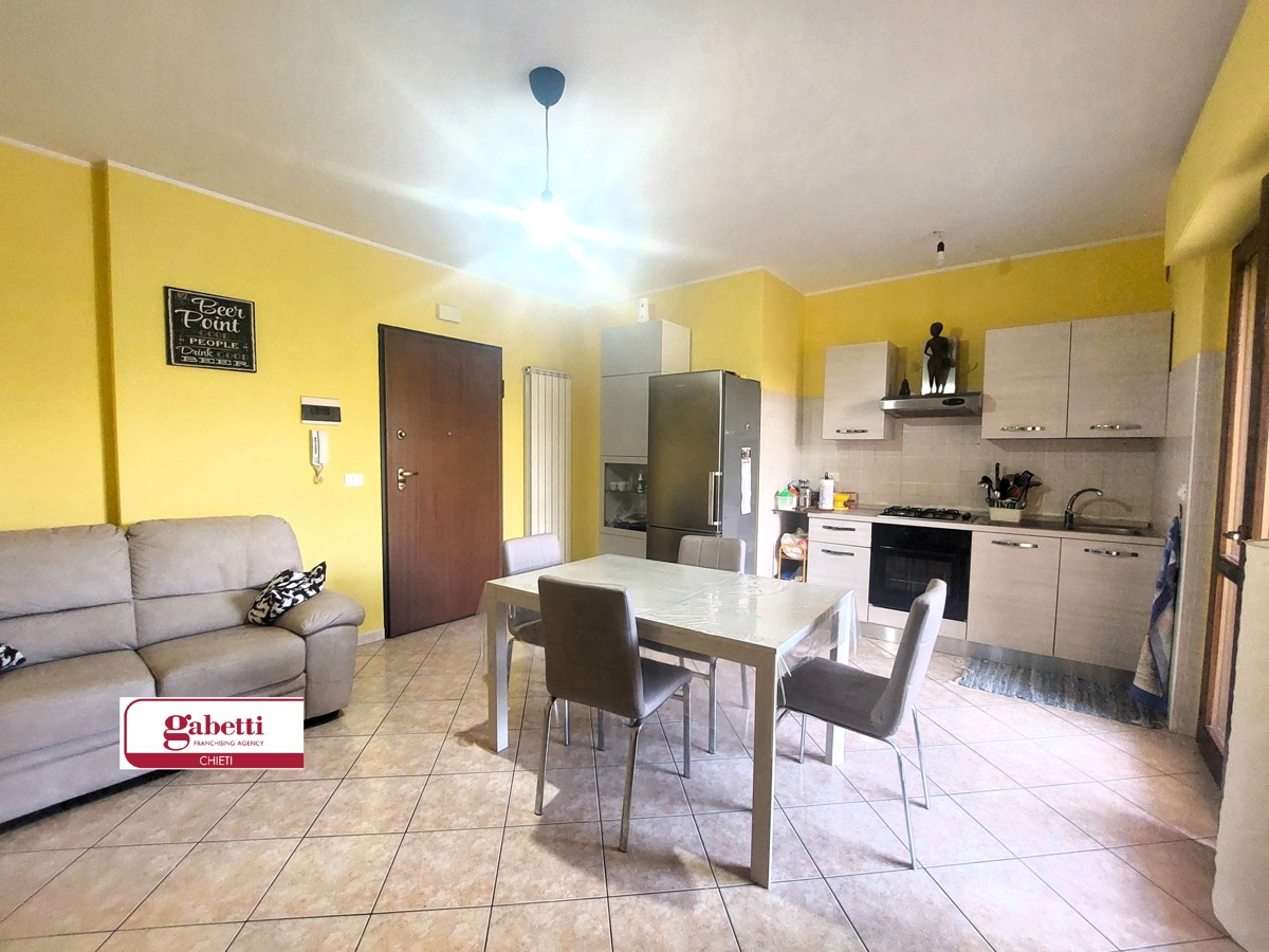 Appartamento in vendita a Manoppello, 3 locali, prezzo € 95.000 | PortaleAgenzieImmobiliari.it