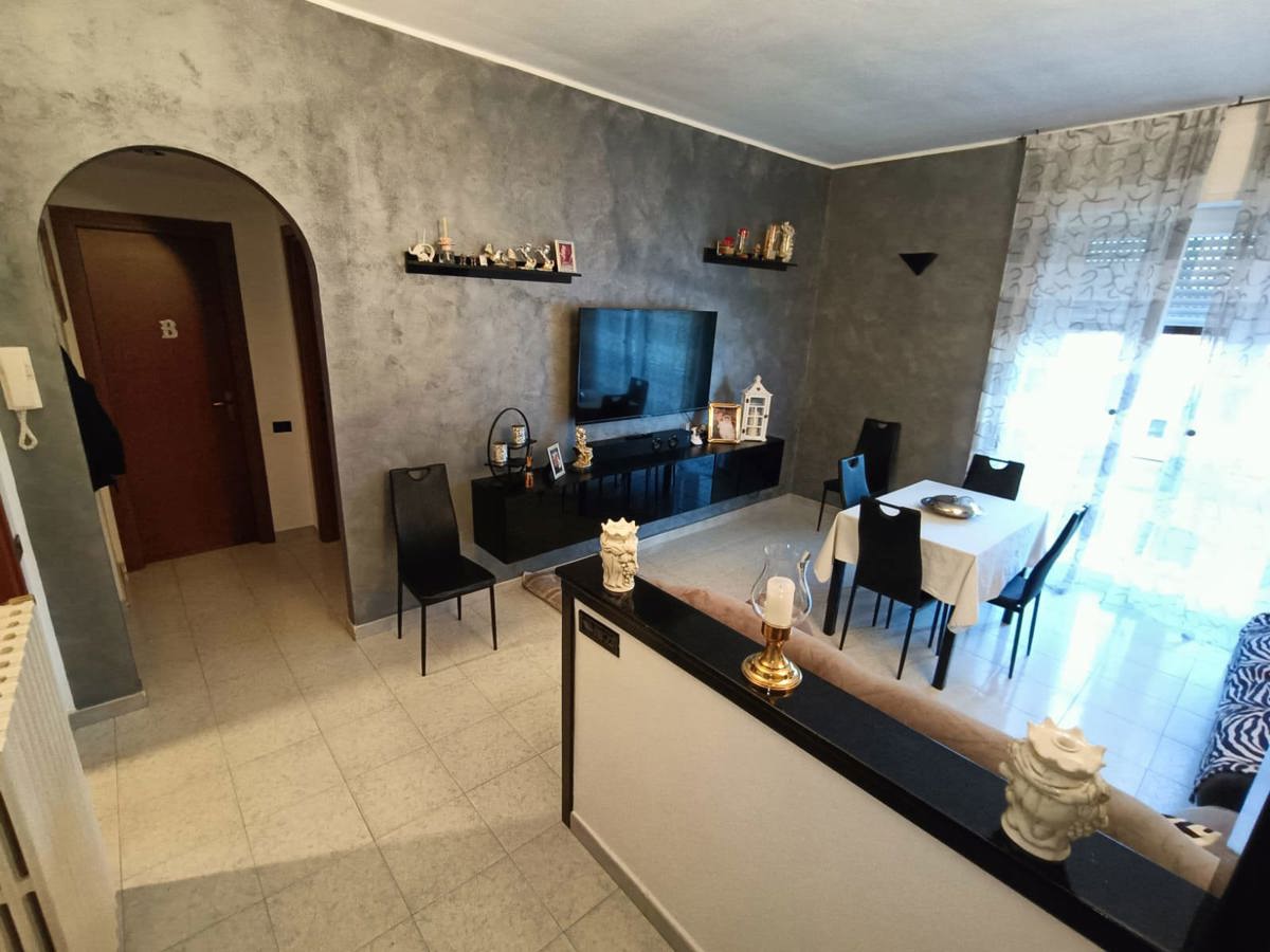 Appartamento in vendita a Parabiago, 2 locali, prezzo € 105.000 | PortaleAgenzieImmobiliari.it