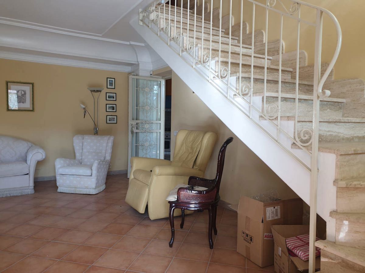 Villa Bifamiliare in vendita a Monreale, 8 locali, prezzo € 209.000 | PortaleAgenzieImmobiliari.it