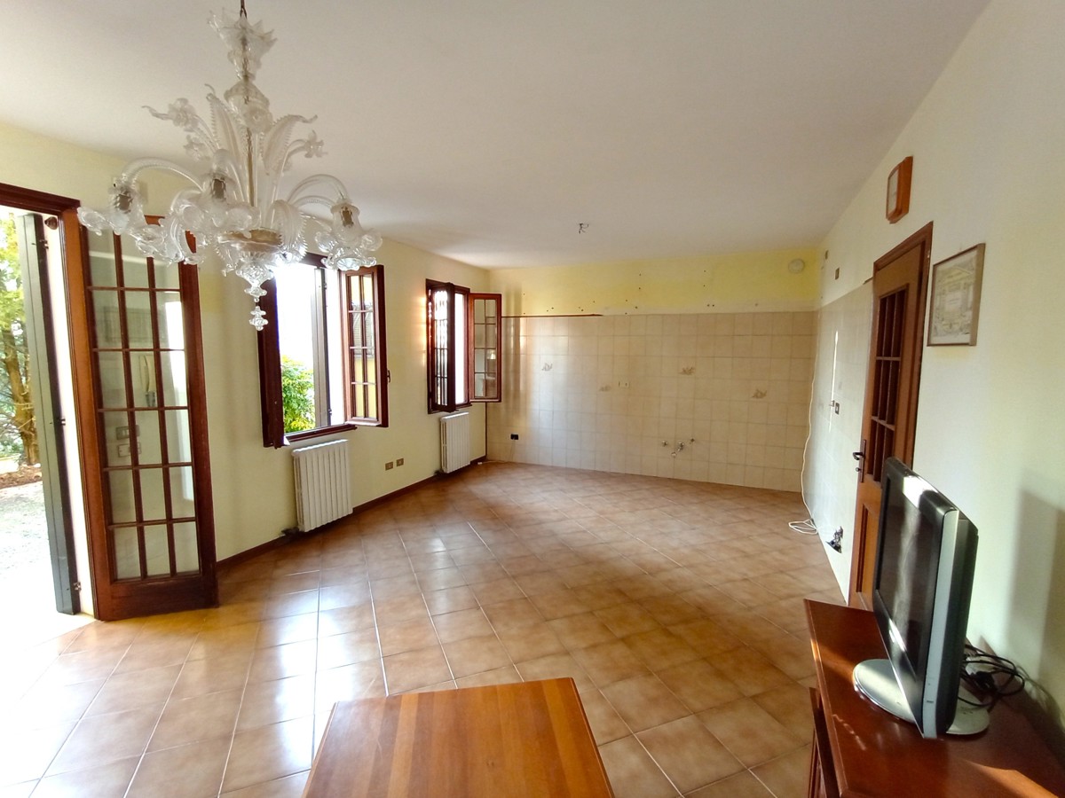Appartamento in vendita a Cona, 3 locali, prezzo € 70.000 | PortaleAgenzieImmobiliari.it