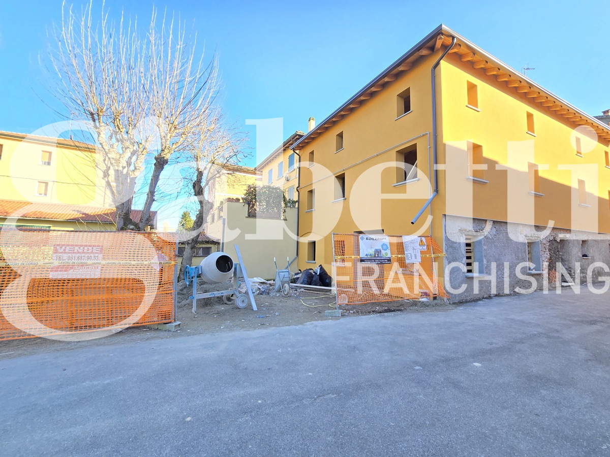Appartamento in vendita a San Giovanni in Persiceto, 5 locali, prezzo € 275.000 | PortaleAgenzieImmobiliari.it