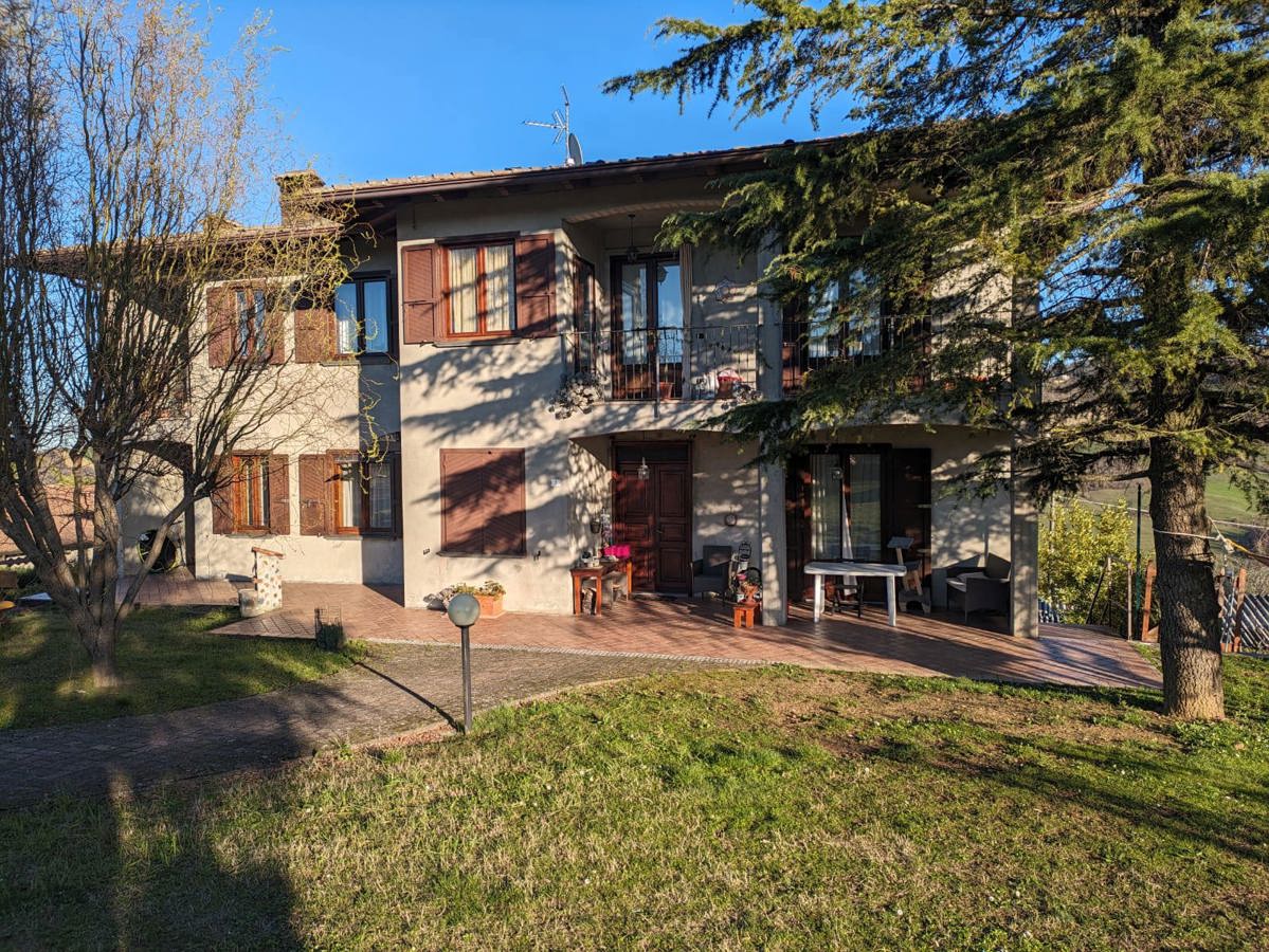Soluzione Indipendente in vendita a Lugagnano Val D'Arda, 6 locali, prezzo € 138.000 | PortaleAgenzieImmobiliari.it