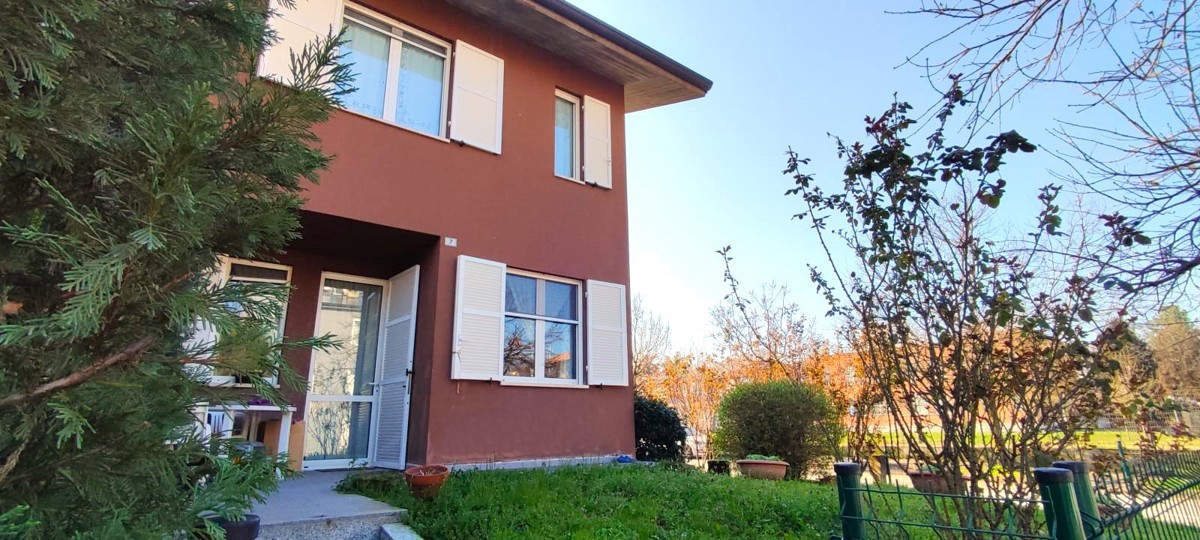Appartamento in vendita a Siziano, 4 locali, prezzo € 255.000 | PortaleAgenzieImmobiliari.it