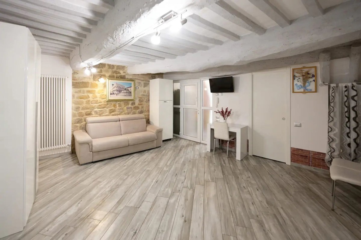Appartamento in vendita a Perugia, 1 locali, zona ro storico, Trattative riservate | PortaleAgenzieImmobiliari.it