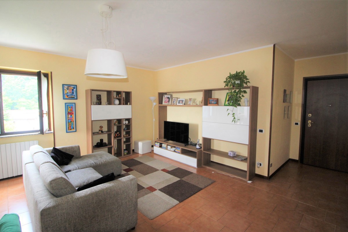 Appartamento in vendita a Briga Novarese, 4 locali, prezzo € 123.000 | PortaleAgenzieImmobiliari.it