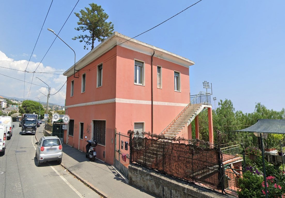 Appartamento in vendita a SanRemo, 5 locali, prezzo € 240.000 | PortaleAgenzieImmobiliari.it