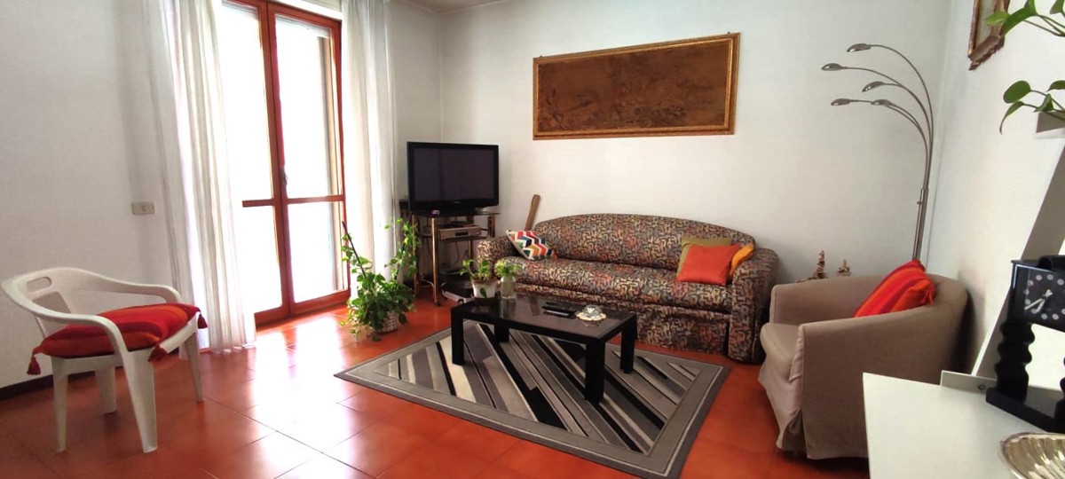 Appartamento in vendita a Landriano, 4 locali, prezzo € 150.000 | PortaleAgenzieImmobiliari.it