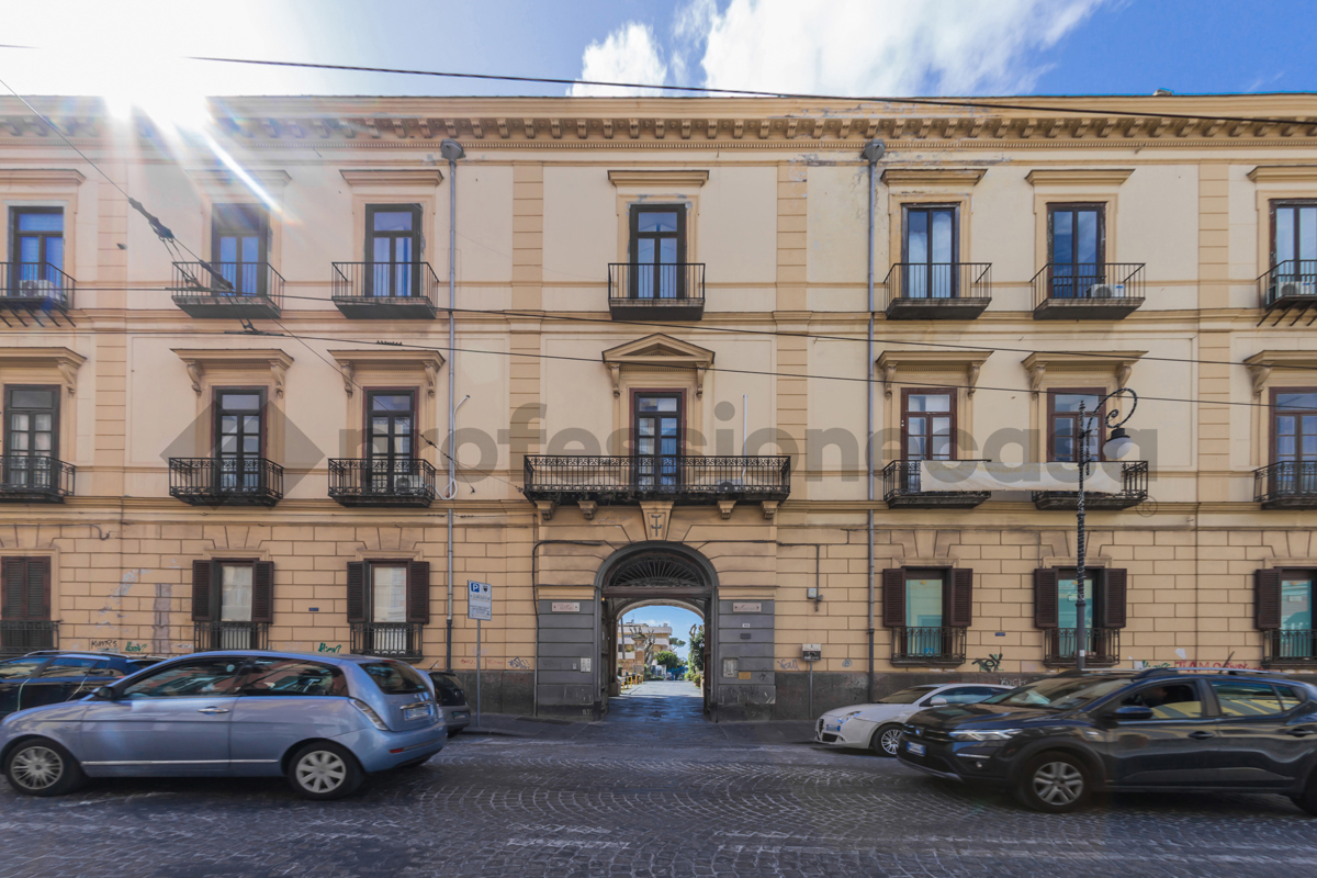 Appartamento in vendita a Portici, 2 locali, prezzo € 245.000 | PortaleAgenzieImmobiliari.it