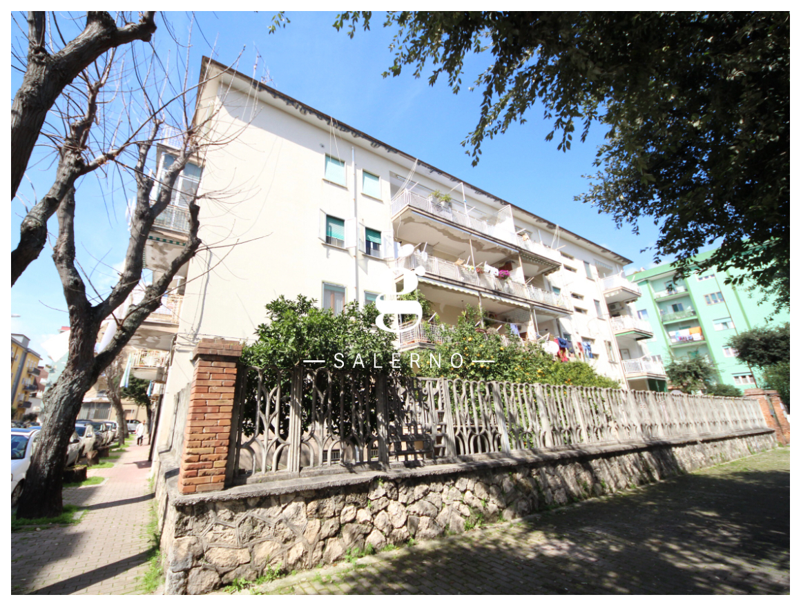 Appartamento in vendita a Salerno, 4 locali, prezzo € 265.000 | PortaleAgenzieImmobiliari.it