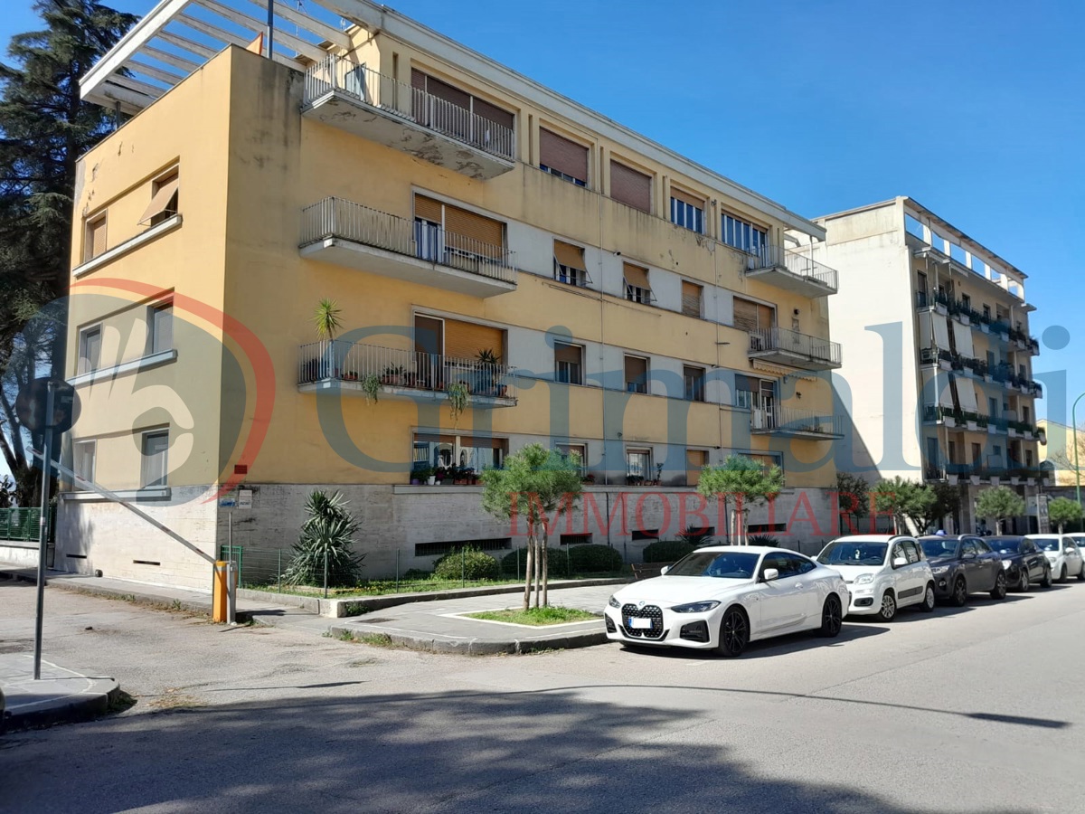 Appartamento in vendita a Benevento, 4 locali, prezzo € 125.000 | PortaleAgenzieImmobiliari.it