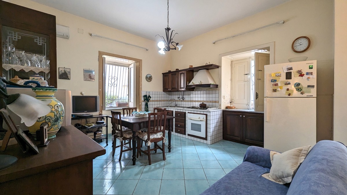Appartamento in vendita a Monte di Procida, 2 locali, prezzo € 129.000 | PortaleAgenzieImmobiliari.it