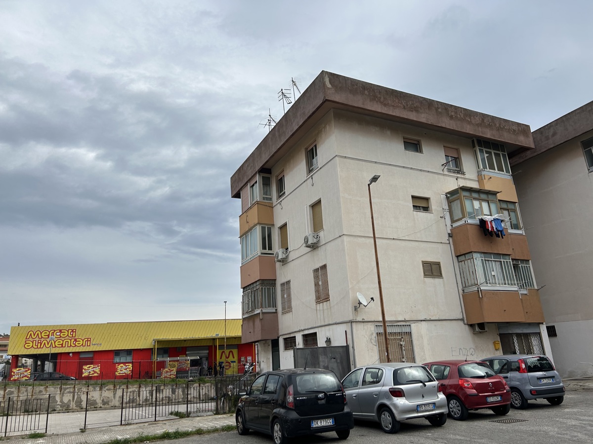 Appartamento in vendita a Messina, 4 locali, prezzo € 100.000 | PortaleAgenzieImmobiliari.it