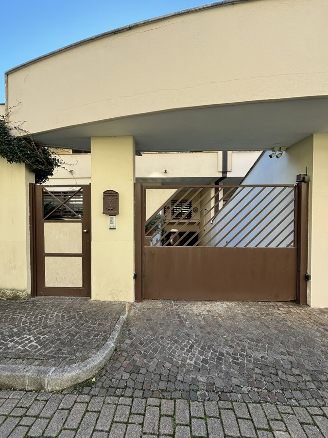 Villa in vendita a Aversa, 5 locali, Trattative riservate | PortaleAgenzieImmobiliari.it