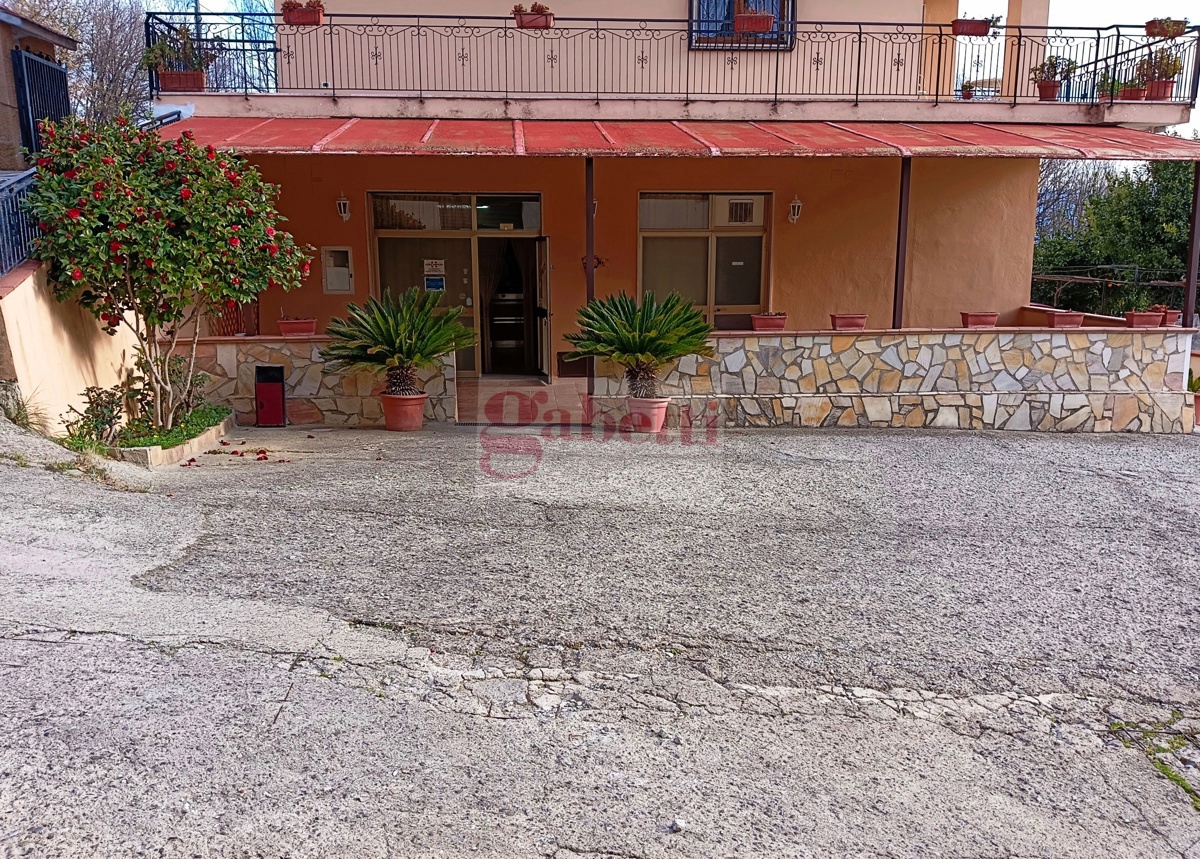Magazzino in affitto a Marano Marchesato, 9999 locali, Trattative riservate | PortaleAgenzieImmobiliari.it