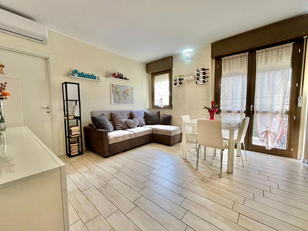 Appartamento in vendita a Castellanza, 2 locali, prezzo € 142.000 | PortaleAgenzieImmobiliari.it