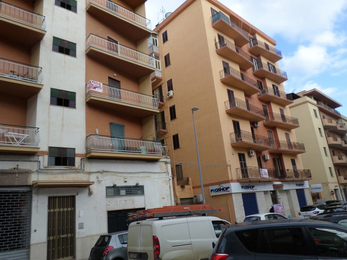 Appartamento in vendita a Agrigento, 4 locali, prezzo € 60.000 | PortaleAgenzieImmobiliari.it