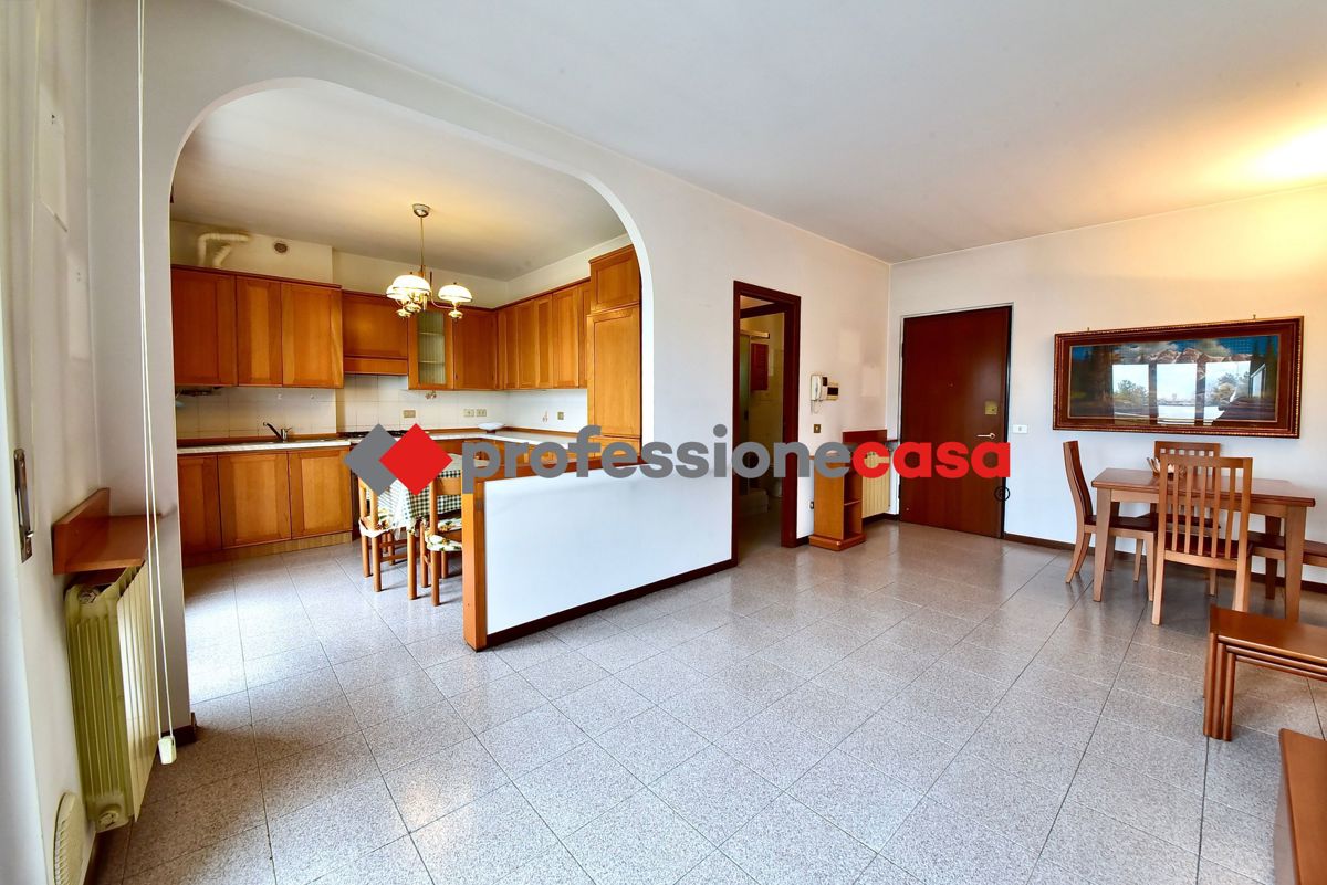 Appartamento in vendita a Paderno Dugnano, 3 locali, prezzo € 229.000 | PortaleAgenzieImmobiliari.it