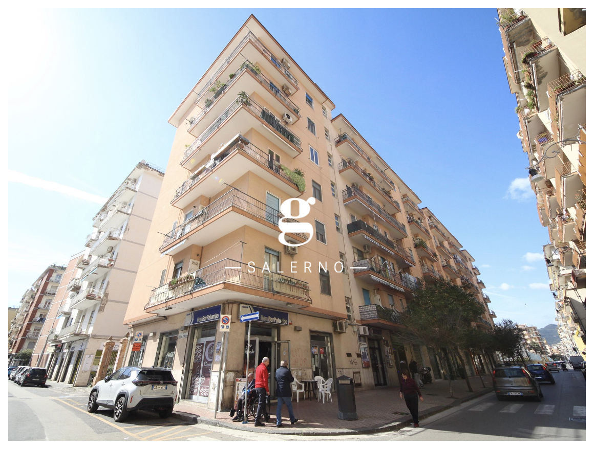 Appartamento in vendita a Salerno, 3 locali, prezzo € 285.000 | PortaleAgenzieImmobiliari.it